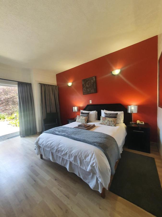 Langholm Hotel ウォルビスベイ エクステリア 写真