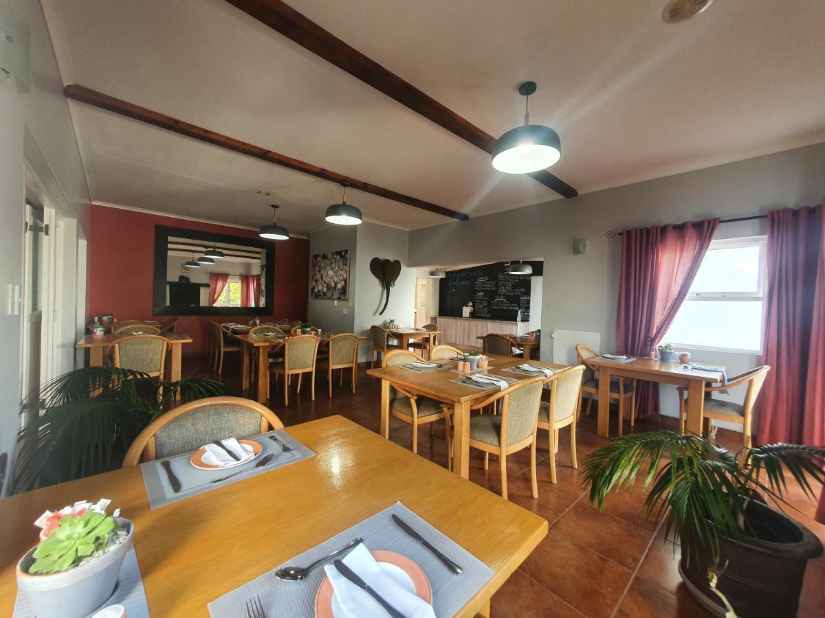 Langholm Hotel ウォルビスベイ エクステリア 写真
